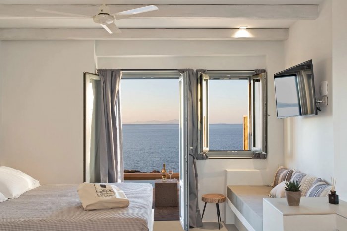 Superior Suite με Ιδιωτική Πισίνα & Θέα Θάλασσα